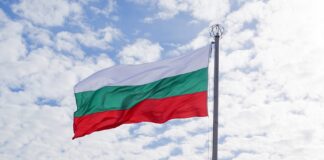 Слаба излезеност на изборите во Бугарија
