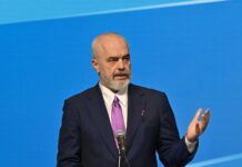 Премиерот Рама ќе го сузбива насилството на протестите со нова законска регулатива