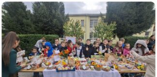 Есенски базар во ООУ „Гоце Делчев“ во Гостивар
