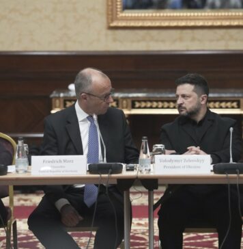 Преговори на хоризонтот, оружје на теренот