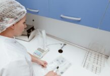 Од фармата до чашата: Како се следи квалитетот на млекото во „Здравје“