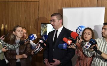 Мицкоски: Можно е граѓаните да избираат дали ќе уплаќаат во вториот пензиски столб