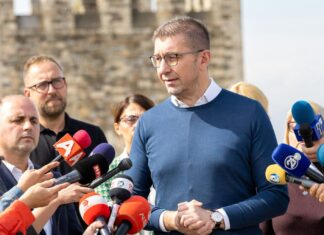 Мицкоски најави голема инвестиција на „Кромберг и Шуберт“ и нови 2.000 работни места