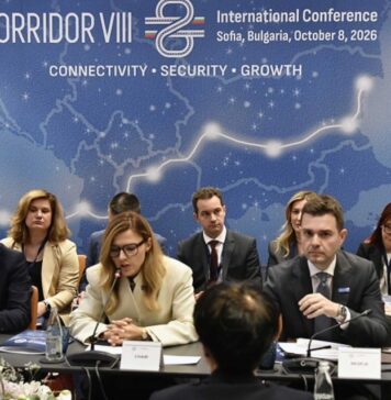 Муцунски од Софија: Коридорот 8 може да стане платформа за транспорт, енергетика, трговија и безбедност