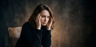 Мигрената не е обична главоболка: Како да ја препознаете и да ја ублажите