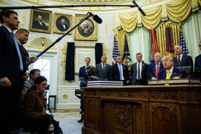 US President Donald Trump announces plan to support US coal industry