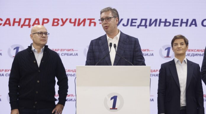 Српското обвинителство ги побара сите документи за помилување на Вучиќ